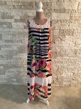 Truly Me by Sara Sara Floral Striped Lace Maxi Dress